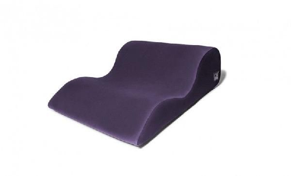 Фиолетовая большая подушка для любви Liberator Hipster с чехлом из вельвета от Liberator