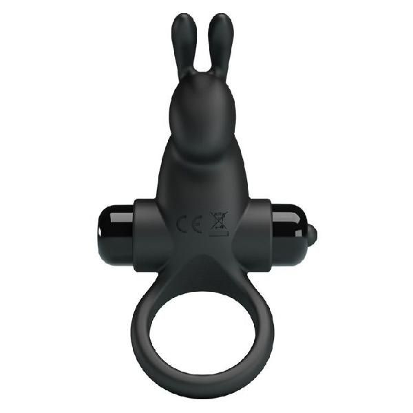Черное эрекционное кольцо с выступом-зайчиком для стимуляции клитора от Baile