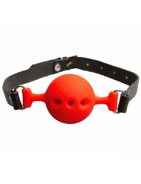 Красный силиконовый кляп-шарик с перфорацией от Подиум