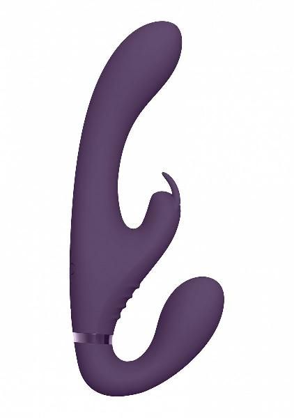 Фиолетовый безремневой вибрострапон Suki со стимулятором клитора - 22 см. от Shots Media BV