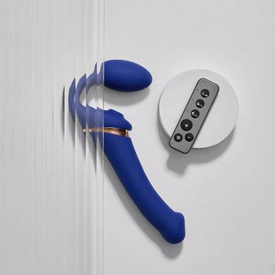 Синий безремневой страпон Multi Orgasm Bendable Strap-On size L с клиторальной стимуляцией от Strap-on-me