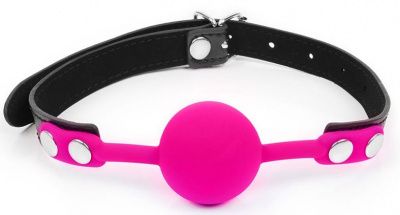 Розовый кляп-шарик с черным регулируемым ремешком от Bior toys
