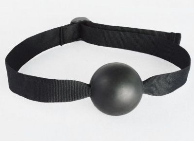 Черный кляп-шар на ремешках с пряжками от Sitabella