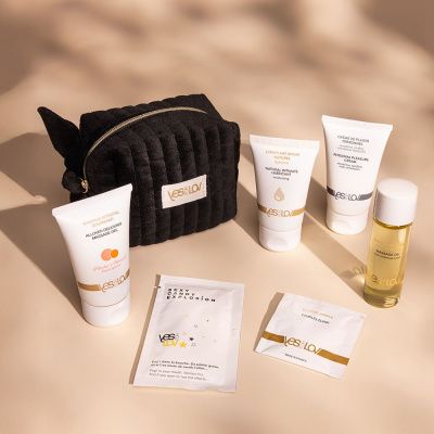 Набор YESforLOV La Trousse Enchantée в черной косметичке от YESforLOV