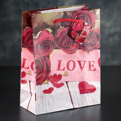 Подарочный пакет Love - 23 х 18 см. от Сима-Ленд