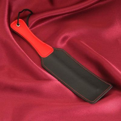 Черная шлепалка  Хлопушка  с красной ручкой - 32 см. от Сима-Ленд