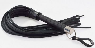 Черная многохвостая плеть с набалдашником и кольцом - 65 см. от Sitabella